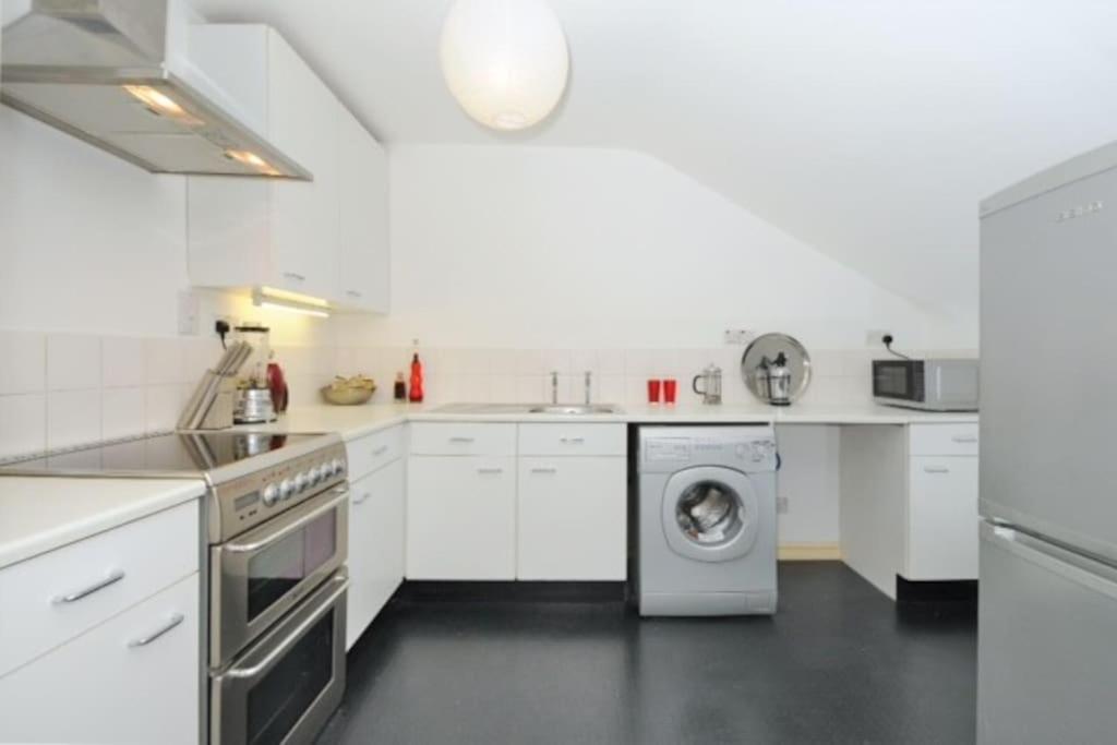 Zone 1! 2 Bed Duplex Apartment! 伦敦 外观 照片